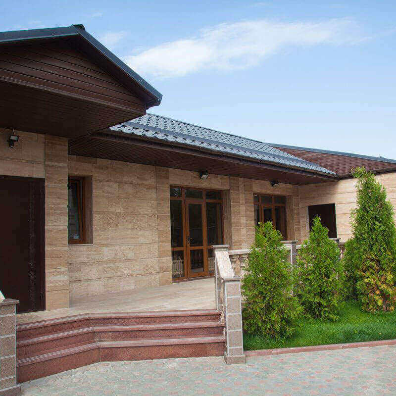 Fatada din Travertin